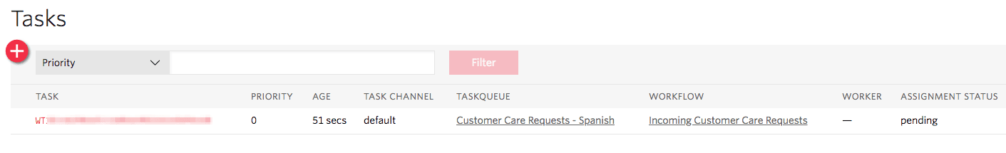 Task list showing a pending customer care request in Spanish with priority 0 and age 51 seconds.